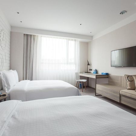Airline Inn - Kaohsiung Station Экстерьер фото